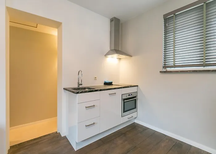 The Sunny - R.q.c. *