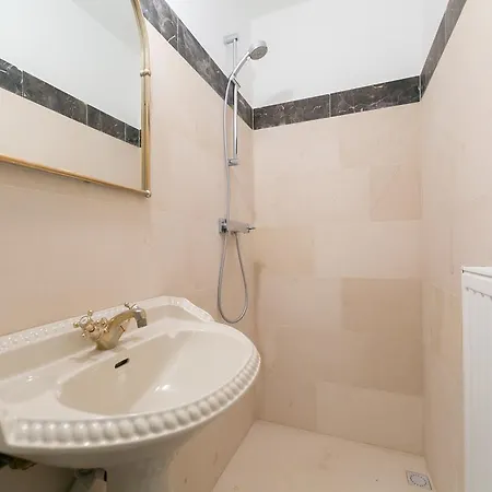 Apartment The Sunny - R.q.c. The Hague